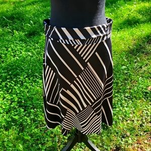 LulaRoe Black & White Skirt Large